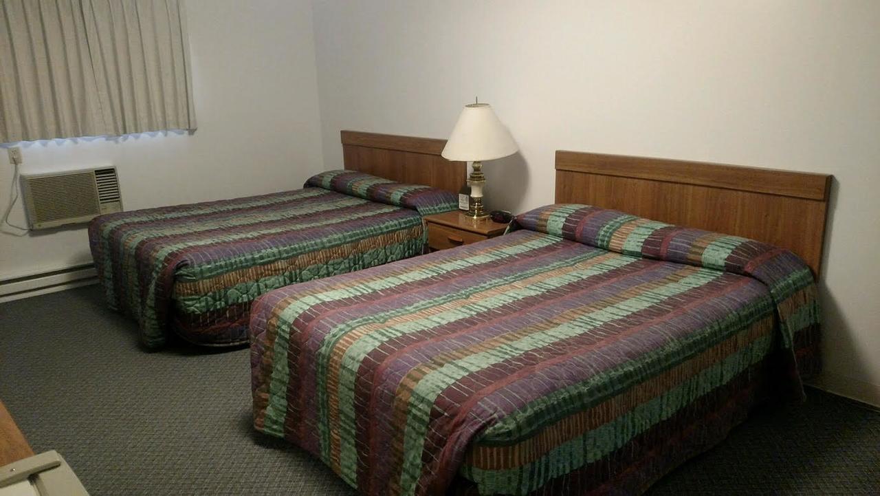 Out West Motel Milton-Freewater Экстерьер фото